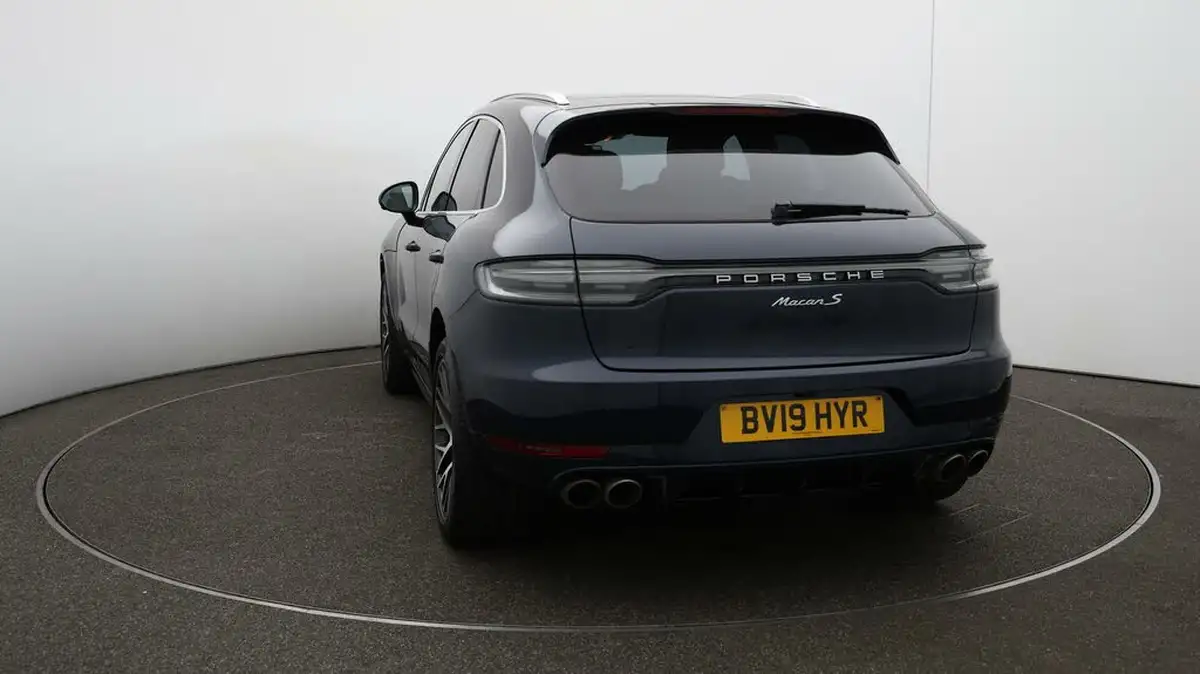 2019-porsche-macan-30-v6-s-big-52