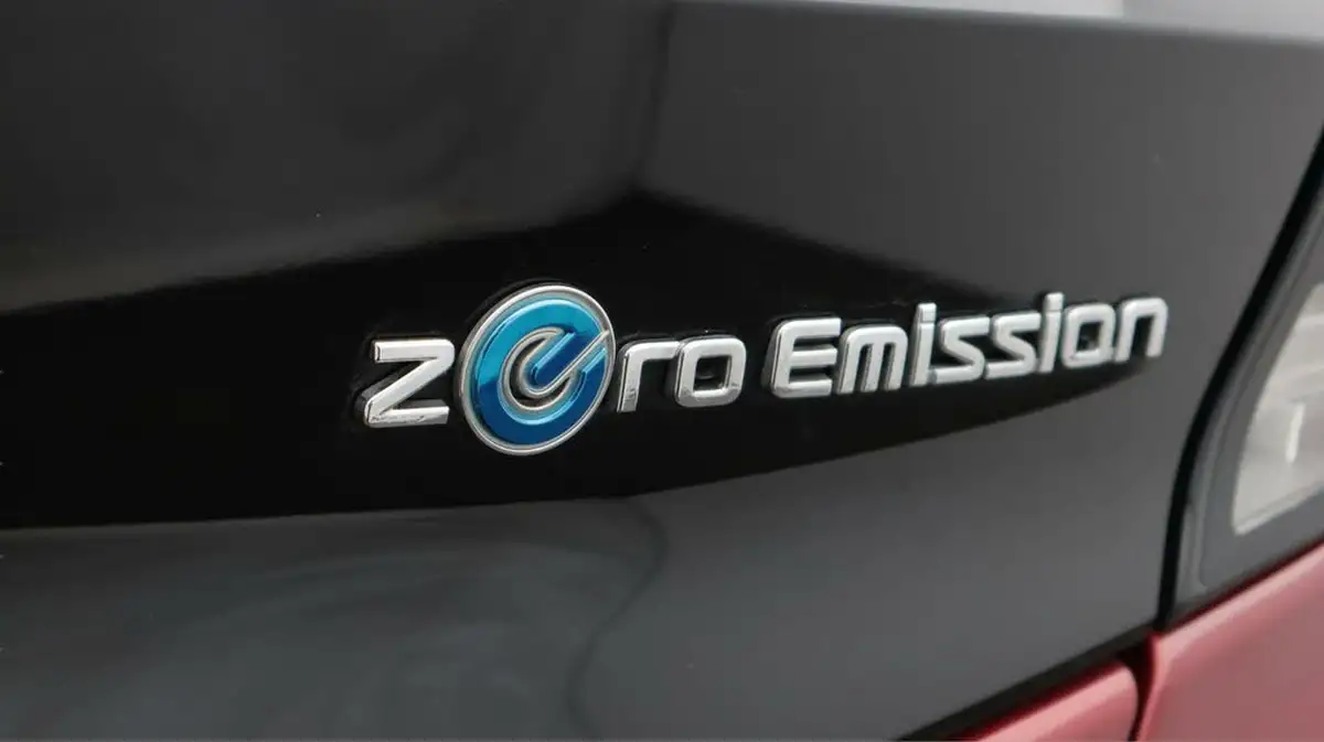2020-nissan-leaf-e-tekna-big-22