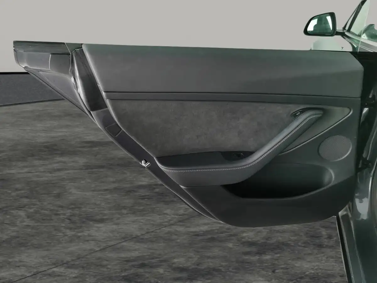 2021-tesla-model-3-e-standard-plus-big-33