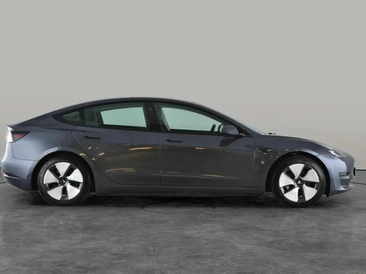 2021-tesla-model-3-e-standard-plus-big-13