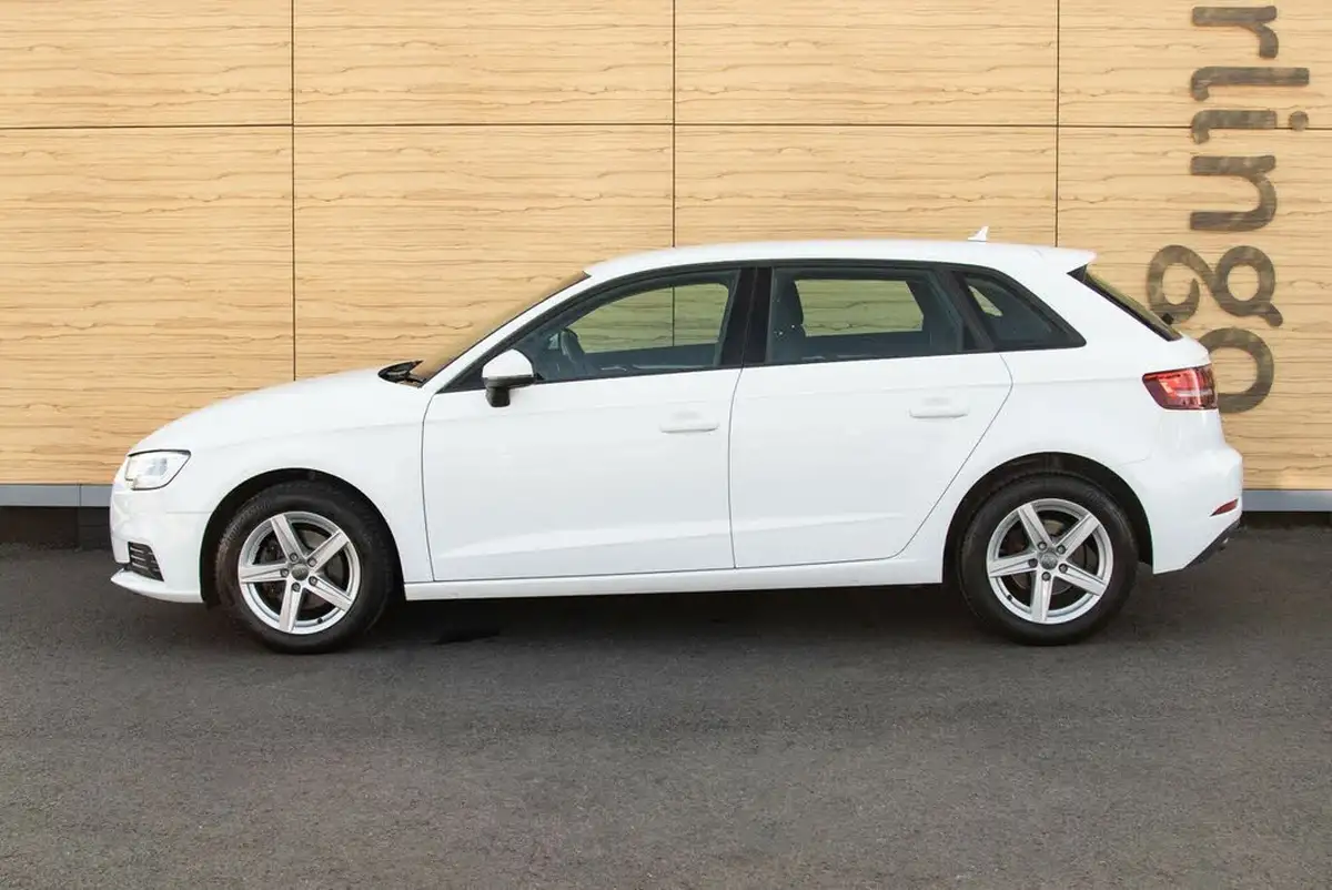 2017-audi-a3-10-tfsi-se-sportback-5d-big-12