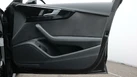 2022-audi-a4-avant-20-35-tfsi-black-edition-s-tronic-small-15