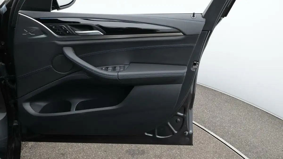 2022-bmw-ix3-e-m-sport-big-15