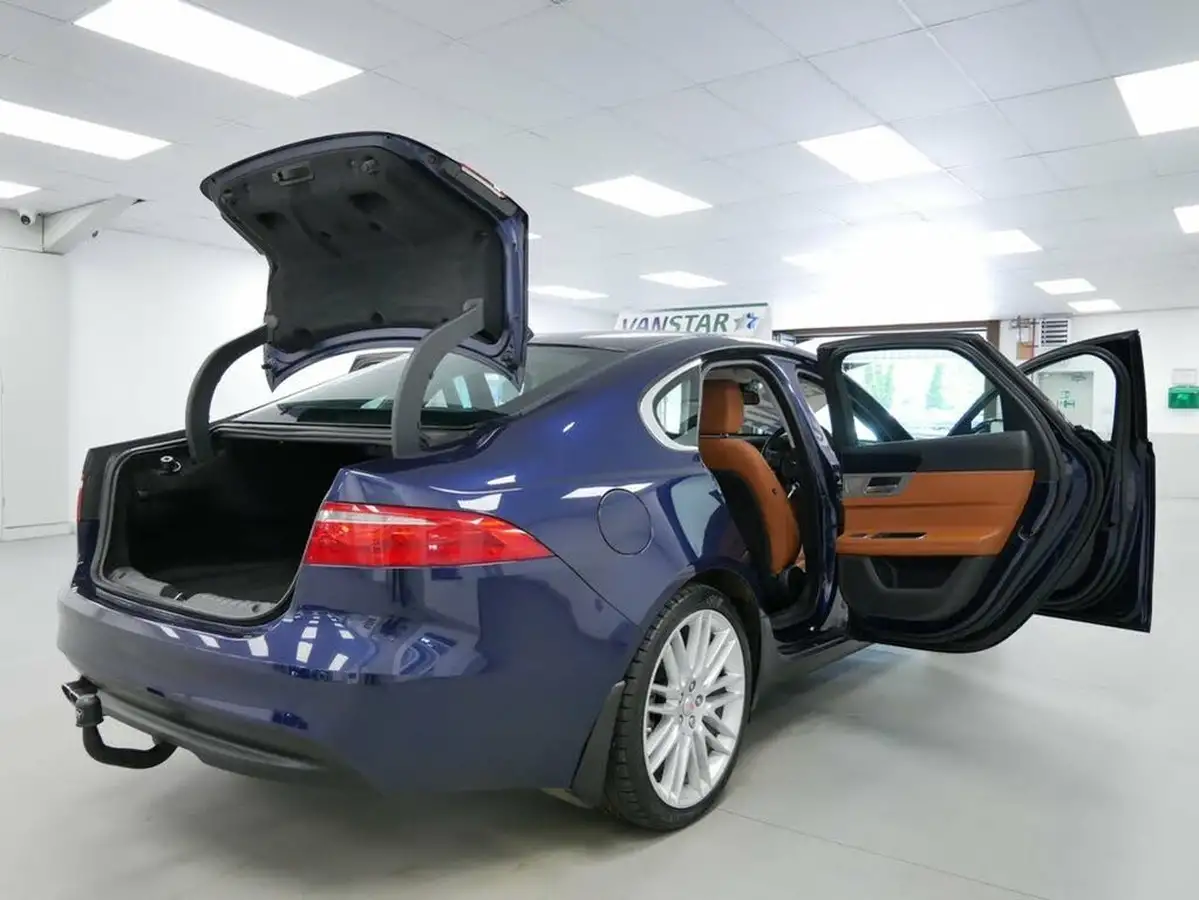 2016-jaguar-xf-20td-portfolio-180ps-auto-big-27