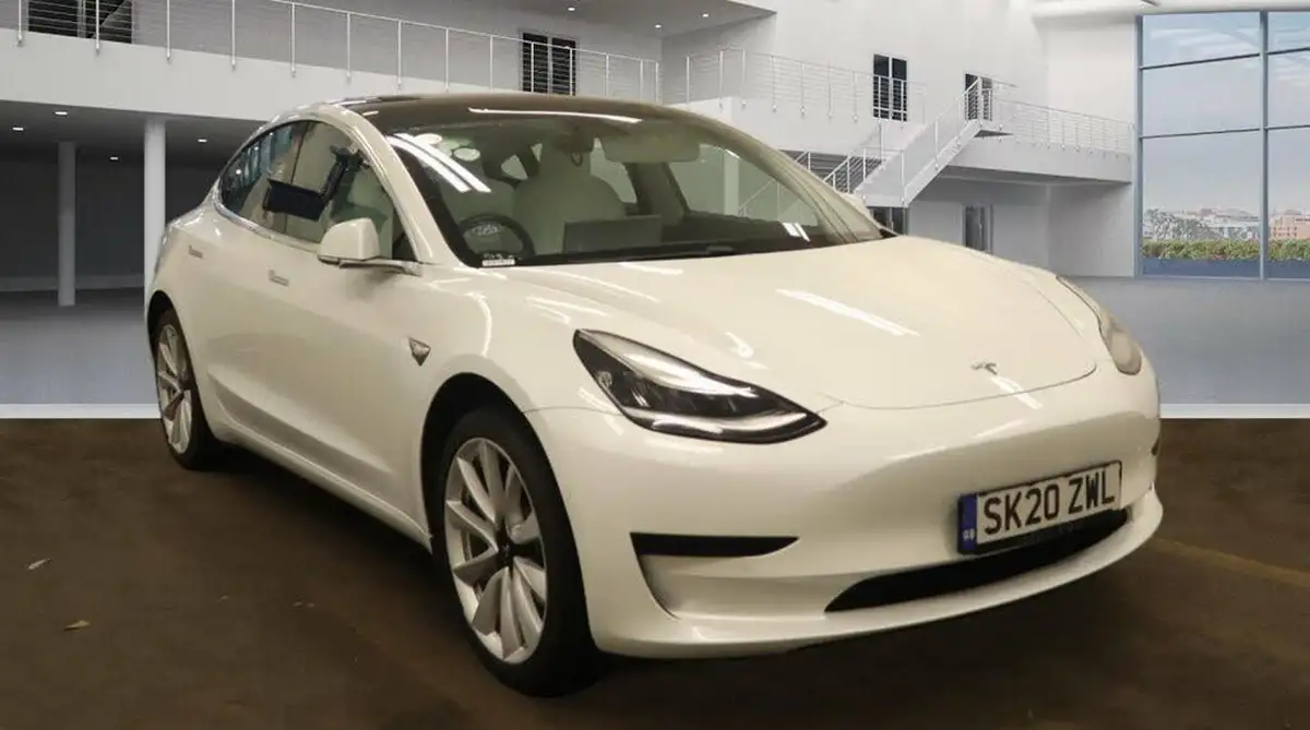 2020-tesla-model-3-e-standard-plus-big-0