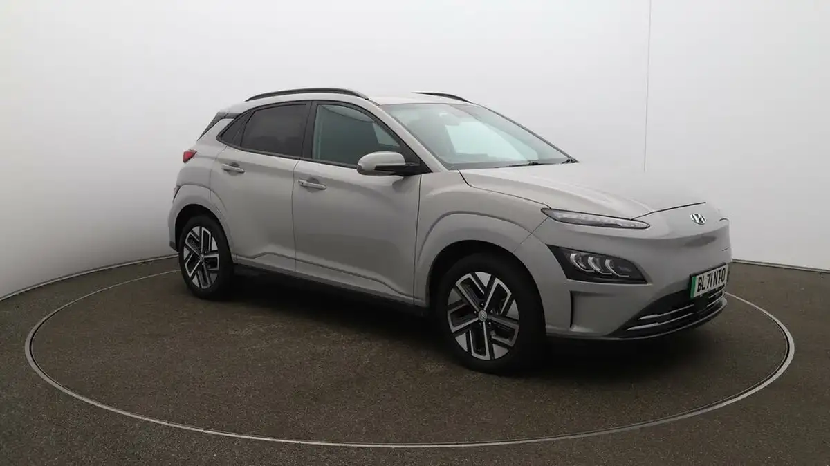 2022-hyundai-kona-e-premium-204ps-64kwh-7kw-obc-big-1