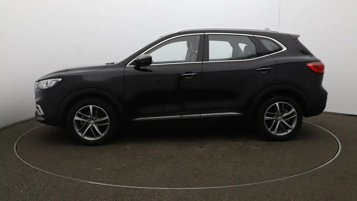 2022-mg-hs-15t-gdi-excite-162ps-big-56
