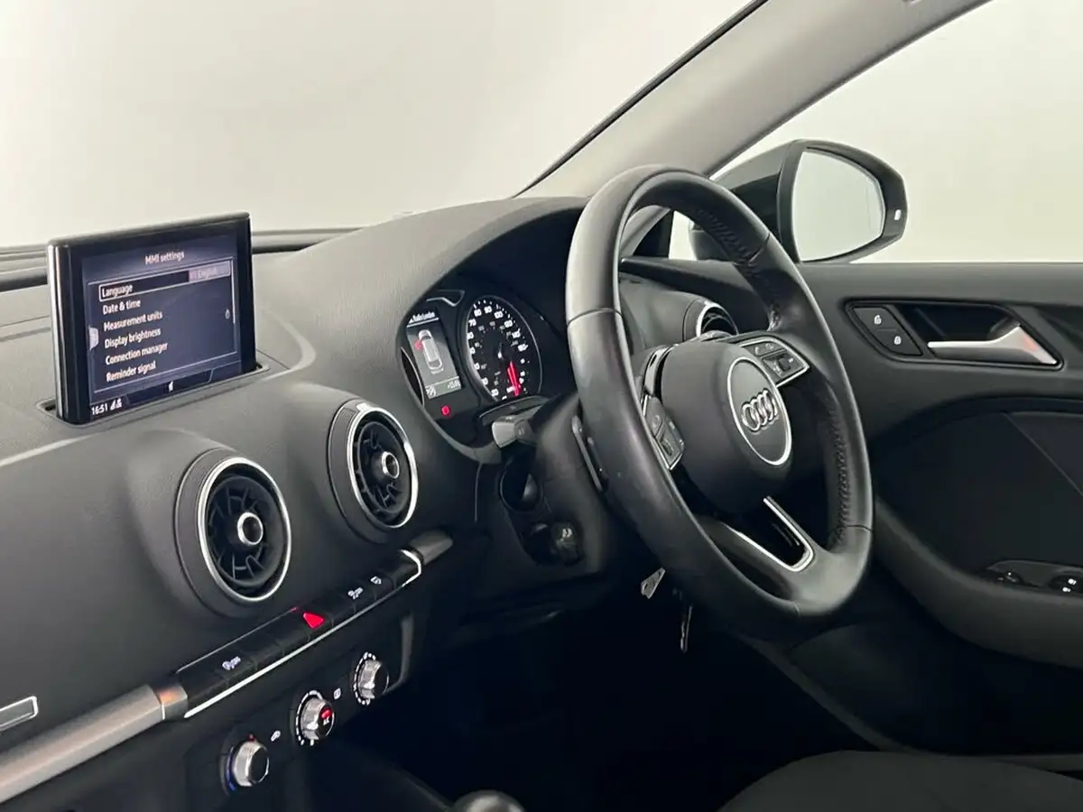 2018-audi-a3-15-tfsi-se-technik-s-tronic-big-12