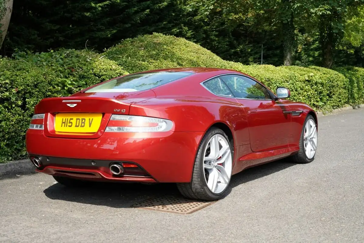 2015-aston-martin-db9-59-20-big-3