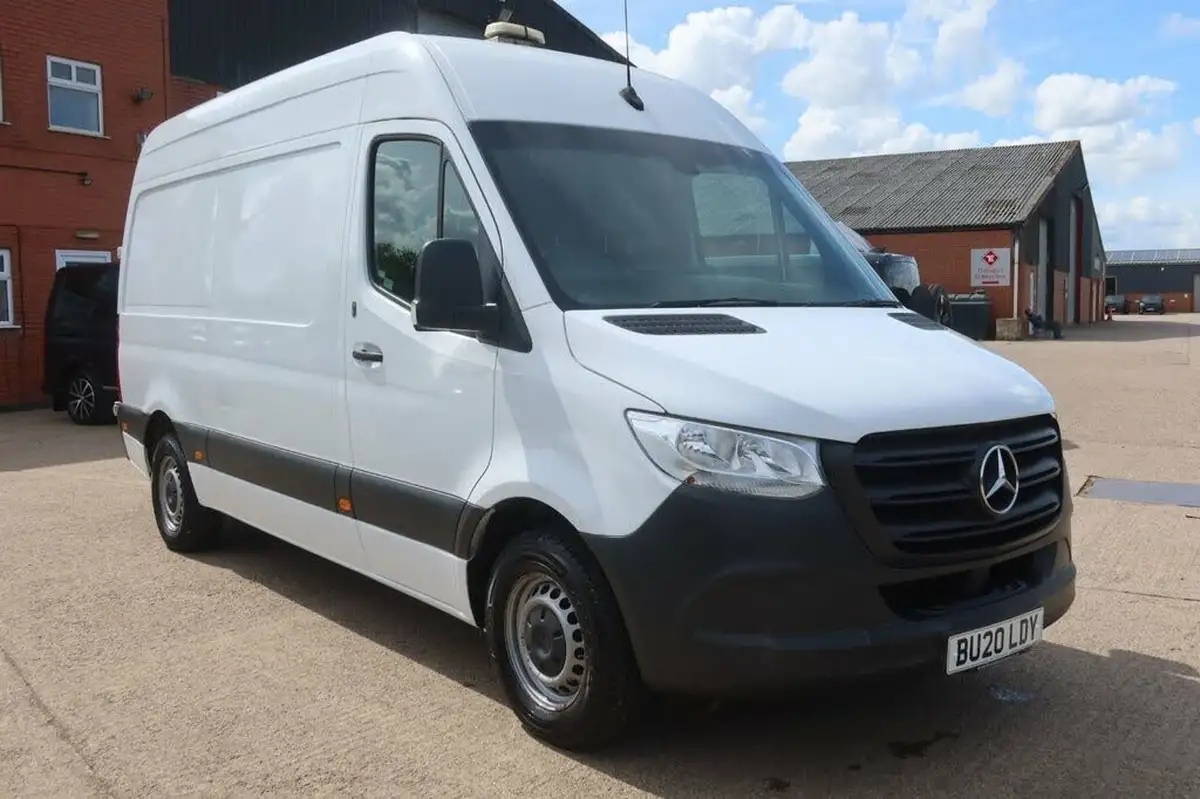 2019-mercedes-benz-sprinter-21cdi-316-l2h1-163pseu6b-panel-van-rwd-eco-gear-360-big-7