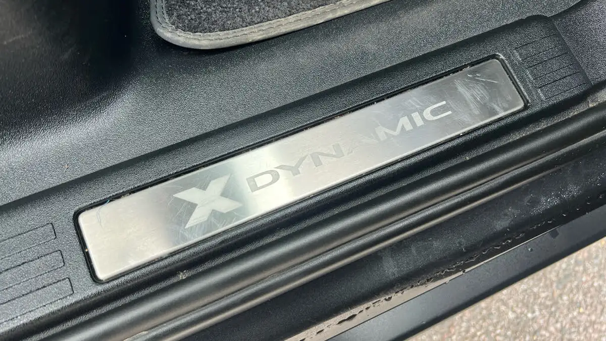 2023-land-rover-110-defender-30-d300-x-dynamic-s-big-22
