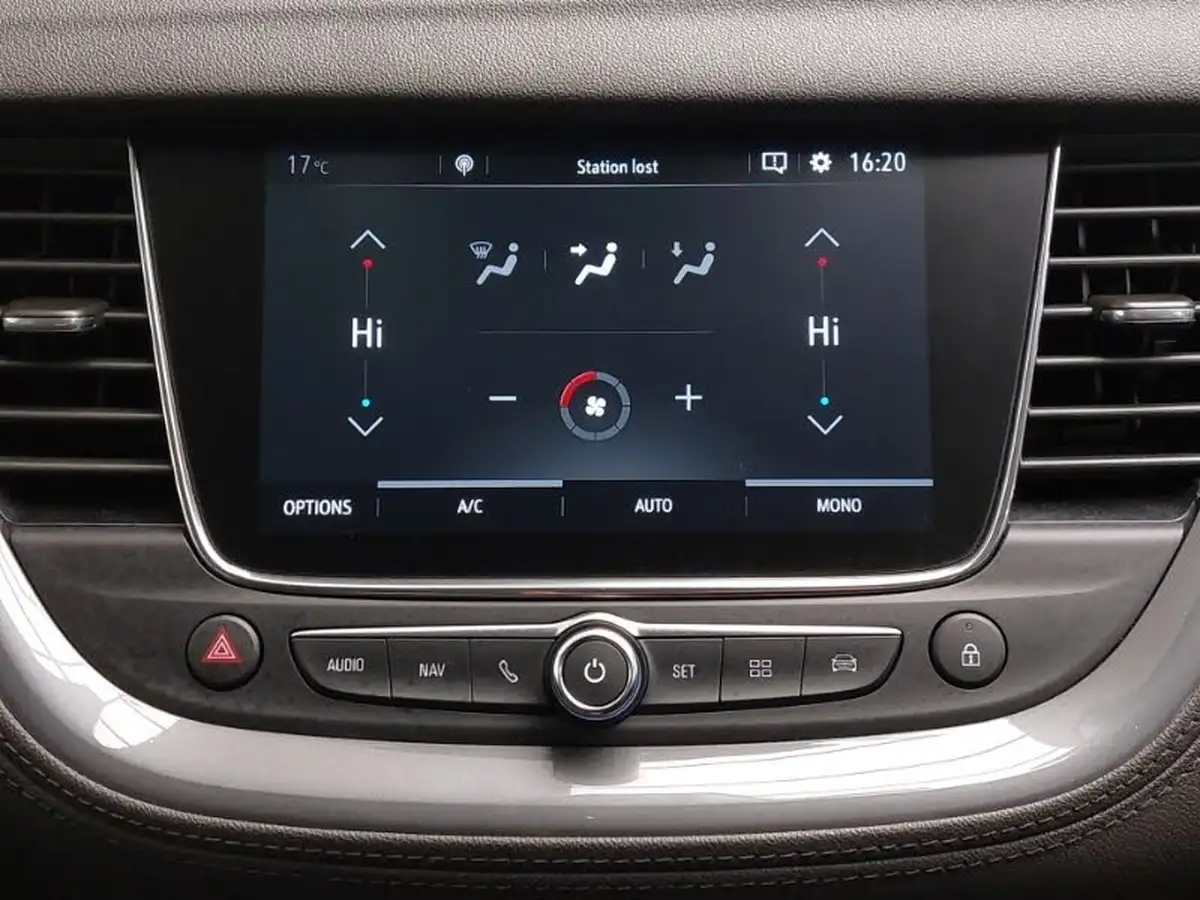 2021-vauxhall-grandland-x-12-griffin-big-15