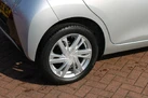 2016-toyota-aygo-10-vvt-i-x-pression-5d-x-shift-small-4
