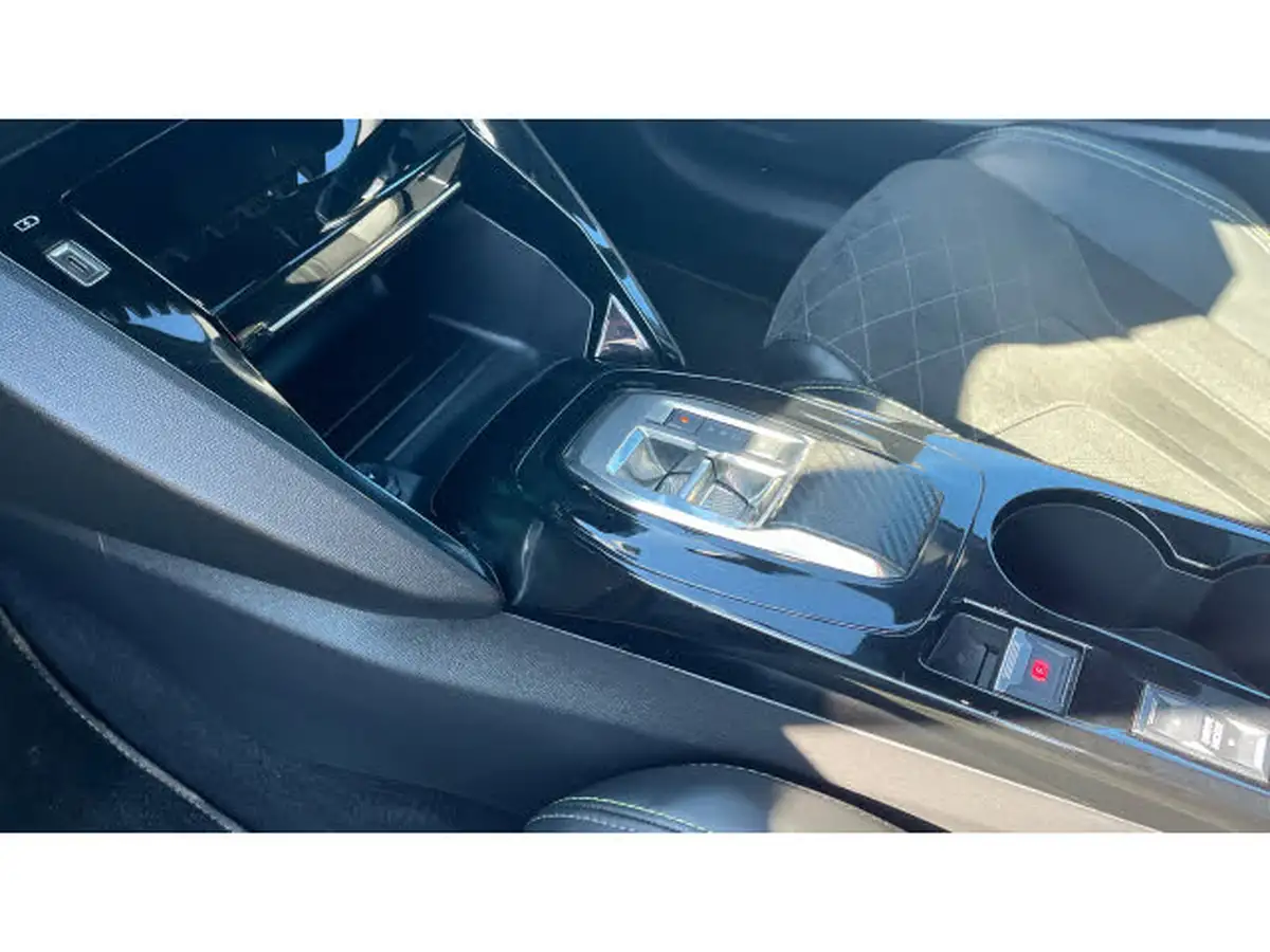 2022-peugeot-208-12-puretech-gt-premium-130bhp-eat8-big-12
