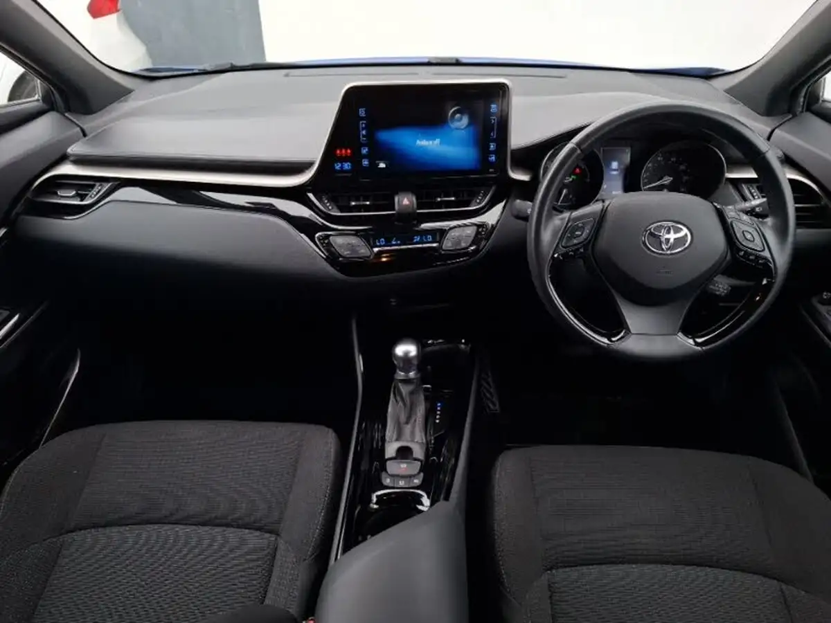 2019-toyota-c-hr-18-vvt-i-dynamic-big-2