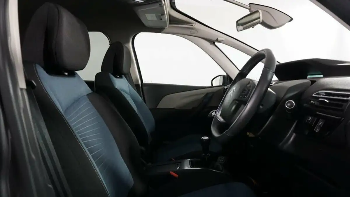 2018-citroen-c4-spacetourer-12-puretech-feel-big-8