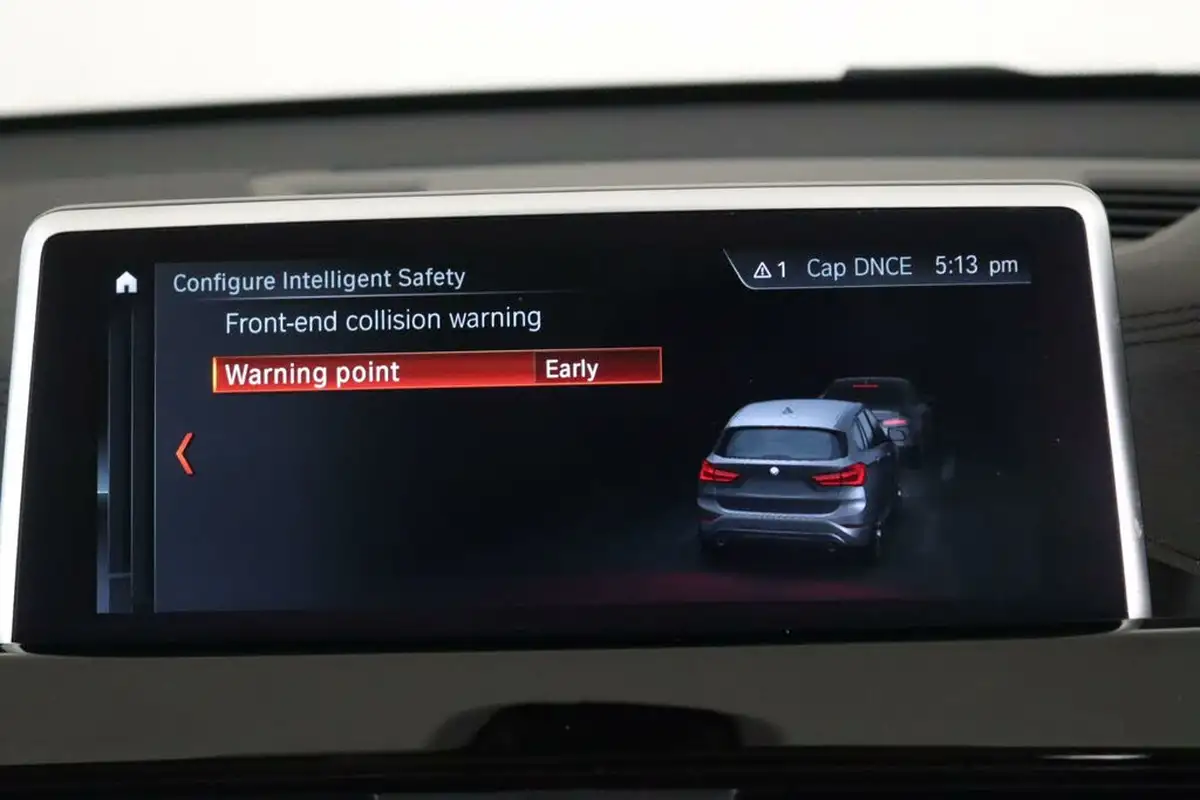 2019-bmw-x1-15-sdrive18i-xline-big-36