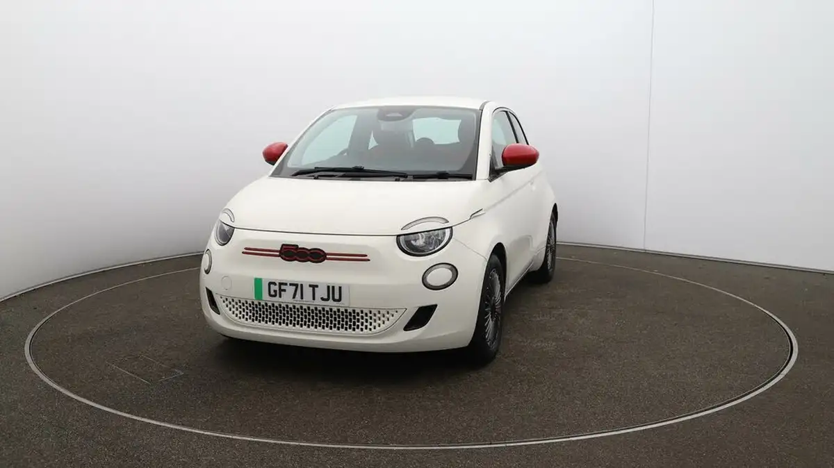 2021-fiat-500-e-red-117bhp-big-29