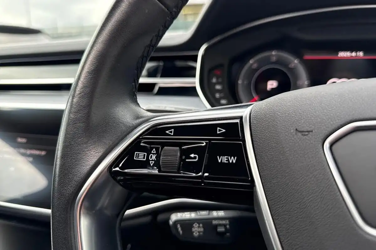 2022-audi-a8-30-50-tdi-black-edition-big-28