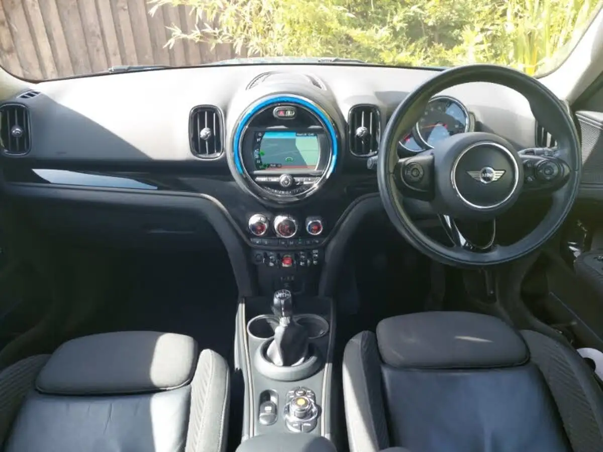 2018-mini-countryman-15-cooper-ss-big-2