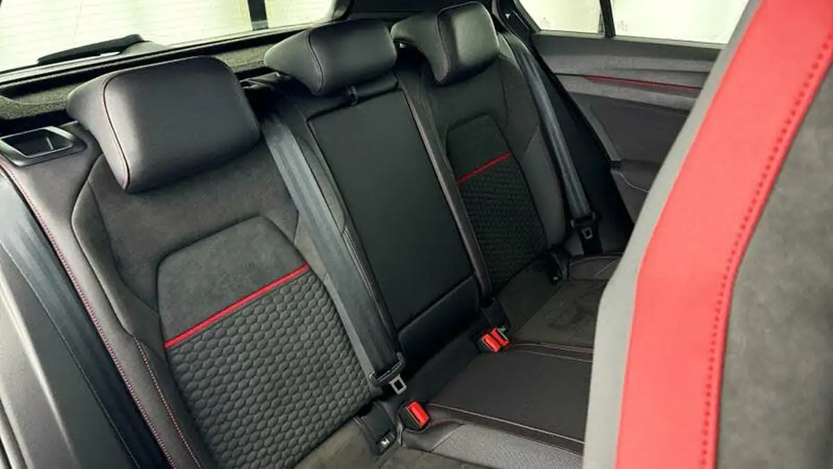 2021-volkswagen-golf-20-tsi-gti-clubsport-big-17
