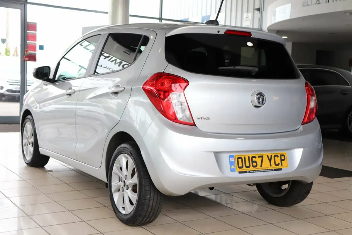 2017-vauxhall-viva-10i-sl-easytronic-big-5