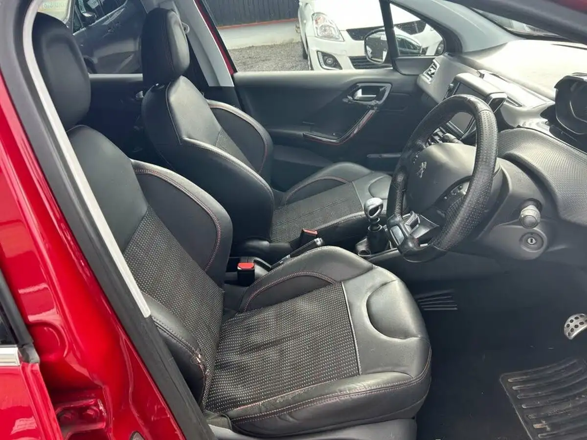 2016-peugeot-208-16bluehdi-gt-line-120bhp-ss-5d-big-14