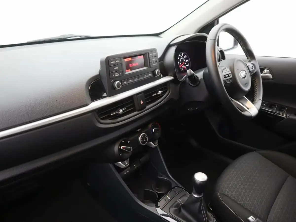 2021-kia-picanto-10-2-big-8