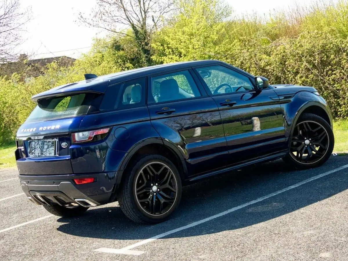 2017-land-rover-range-rover-evoque-20td4-hse-dynamic-ss-hatchback-5d-auto-big-8
