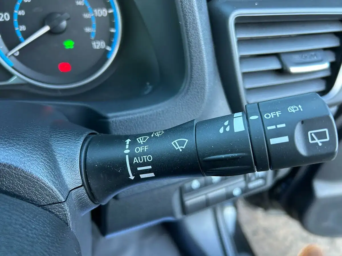 2023-nissan-leaf-e-tekna-39kwh-big-44