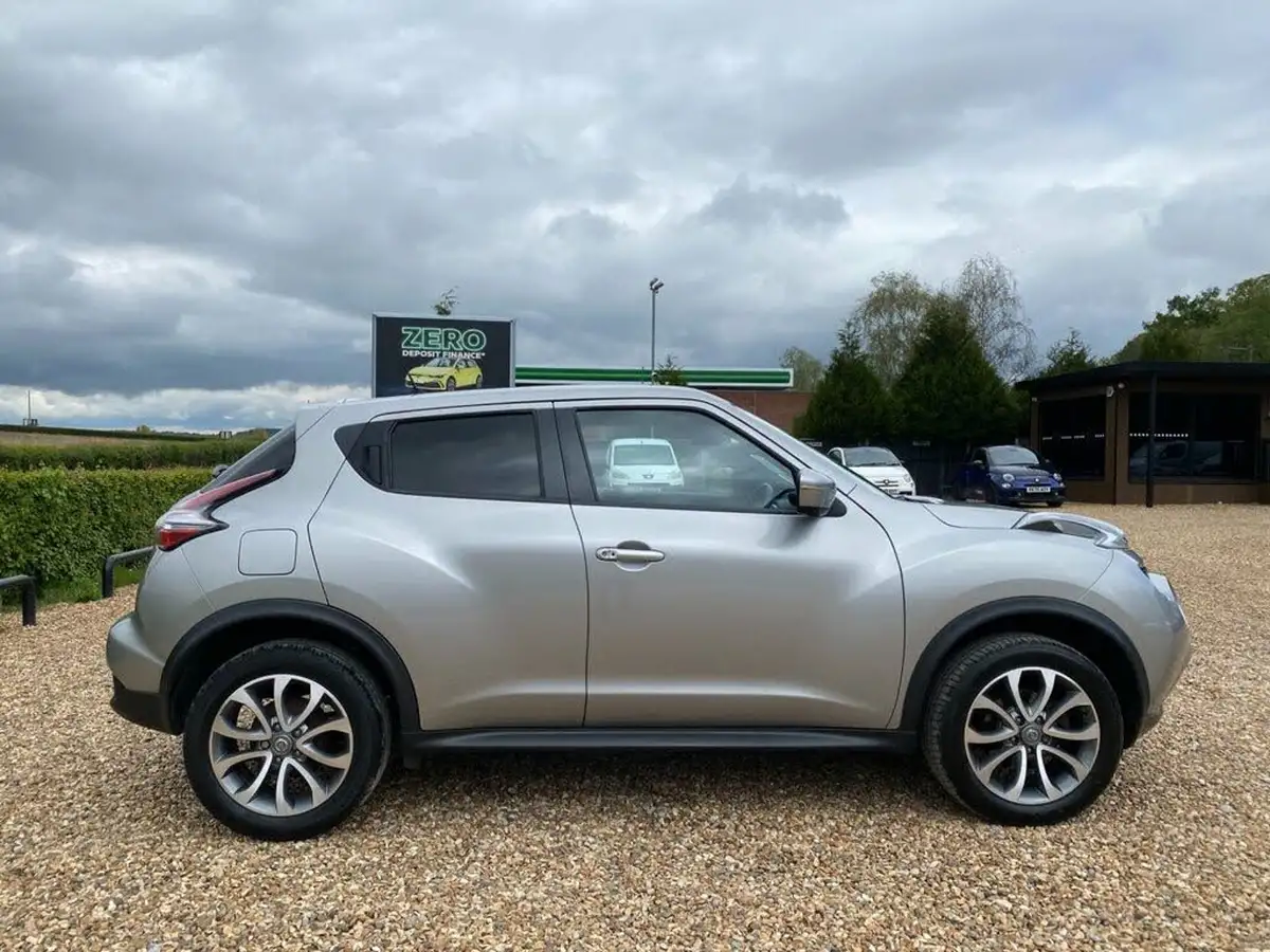2016-nissan-juke-16-tekna-117ps-1598cc-xtronic-cvt-big-8