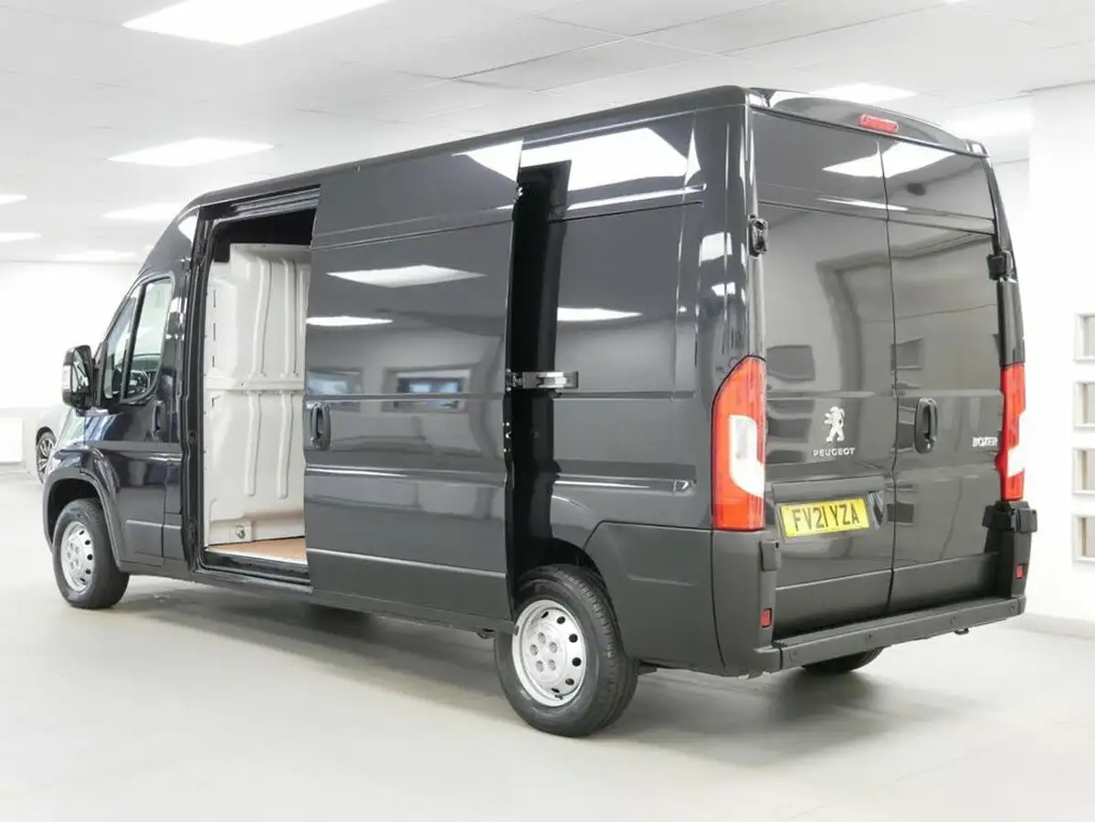 2021-peugeot-boxer-22-bluehdi-professional-335-l3-h2-140bhpeu6dt-panel-big-25