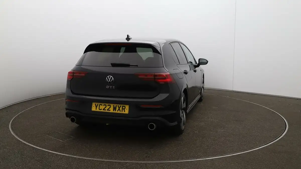 2022-volkswagen-golf-20-tsi-gti-dsg-big-48