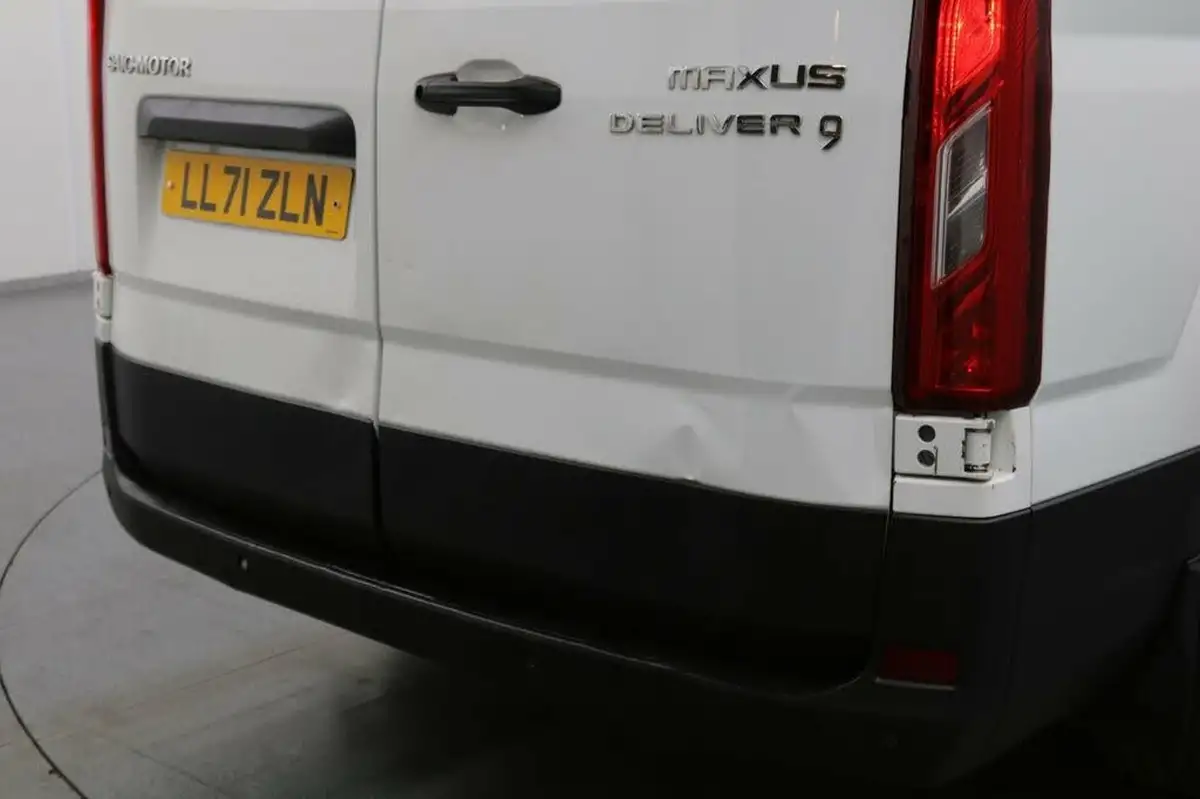2021-maxus-deliver-9-big-52