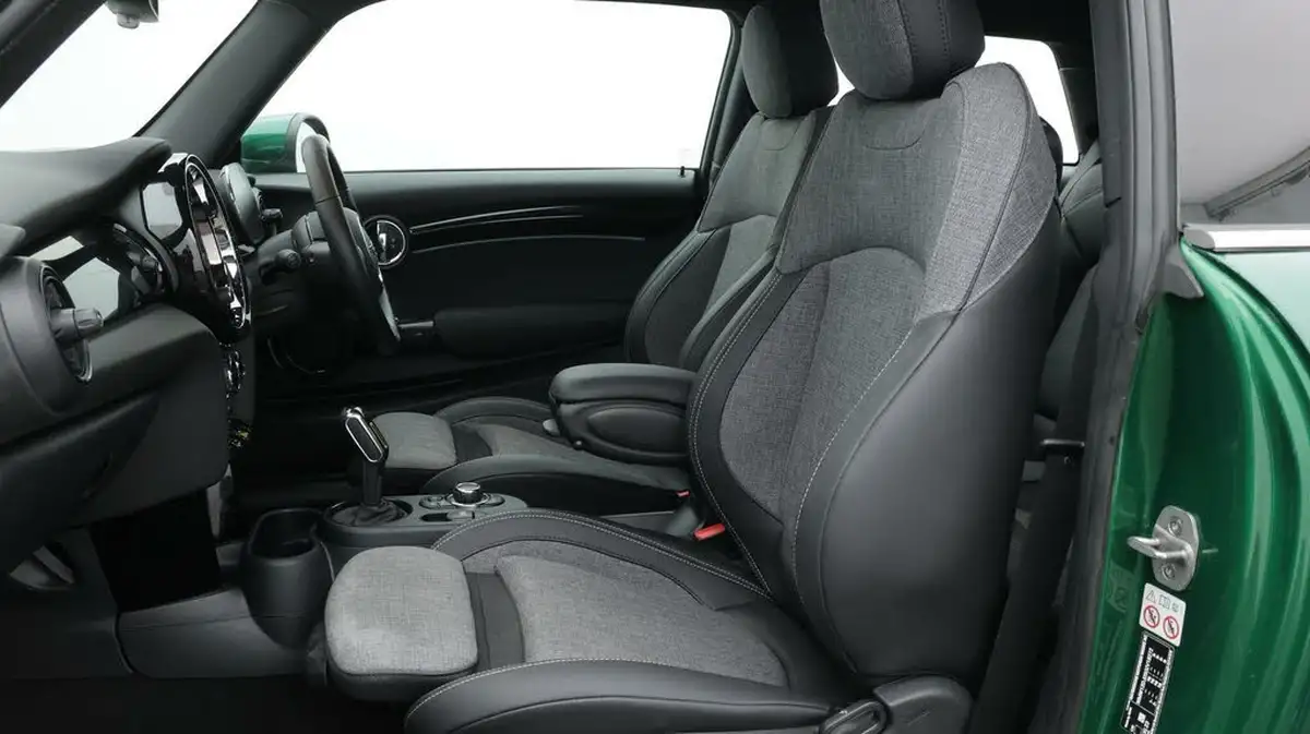 2023-mini-cooper-e-cooper-s-2-big-14