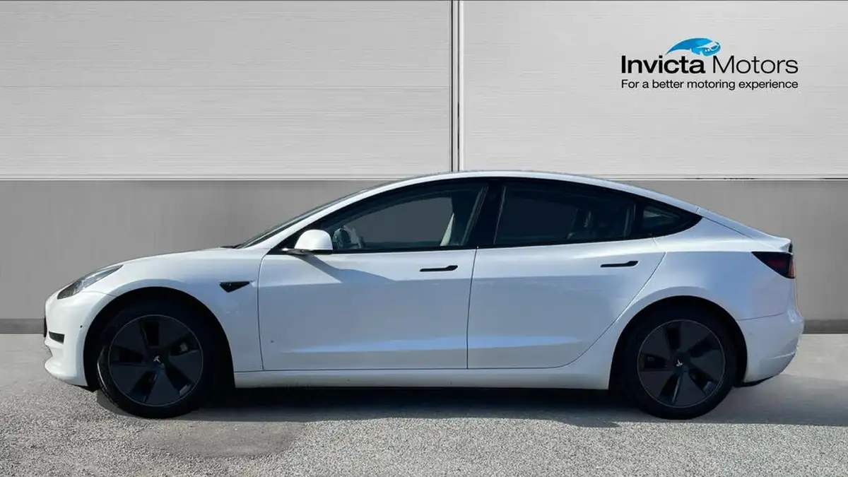 2021-tesla-model-3-e-standard-plus-big-5