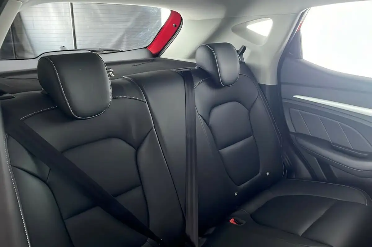 2020-mg-zs-suv-e-exclusive-ev-big-10