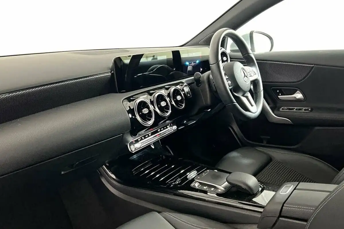 2021-mercedes-benz-a-class-13-a180-sport-executive-saloon-4d-7g-dct-big-8