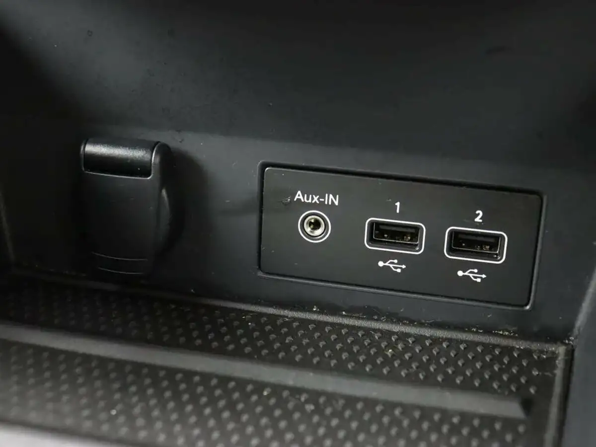 2022-renault-captur-13-tce-rs-line-edc-auto-big-21