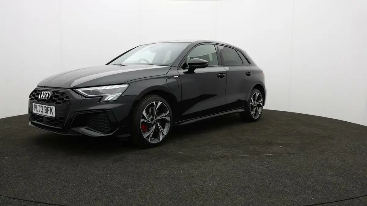 2023-audi-a3-14-45-tfsi-e-s-line-competition-big-60