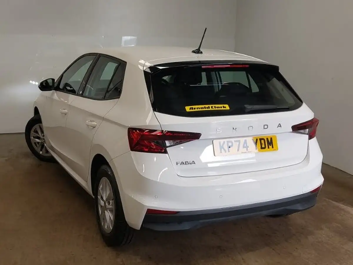 2024-skoda-fabia-10-tsi-se-comfort-116ps-big-1