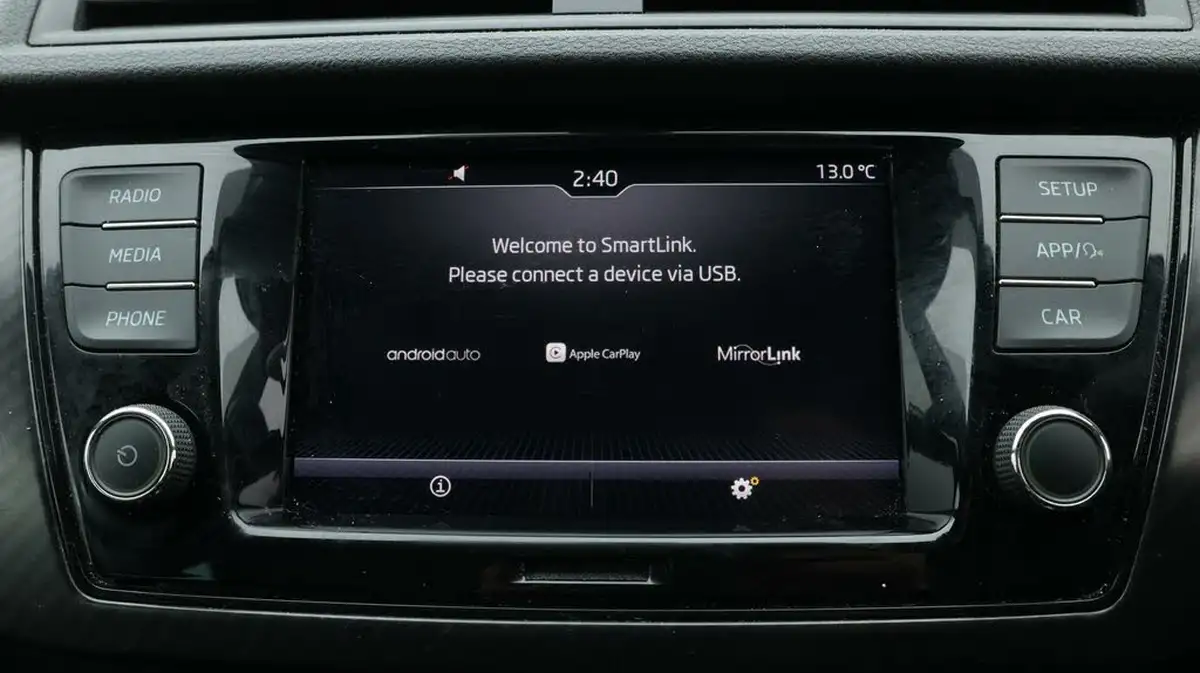 2021-skoda-fabia-10-tsi-monte-carlo-95ps-hatchback-dsg-big-26