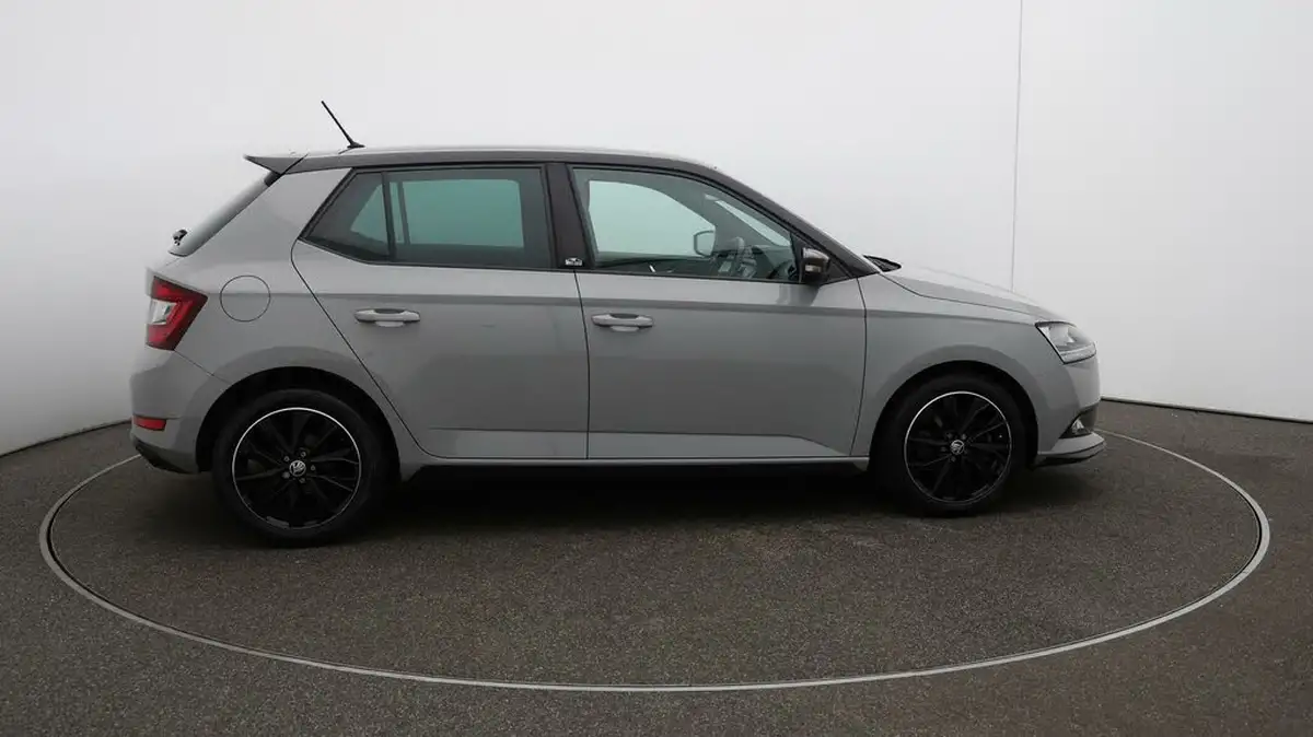 2021-skoda-fabia-10-tsi-monte-carlo-95ps-hatchback-dsg-big-43