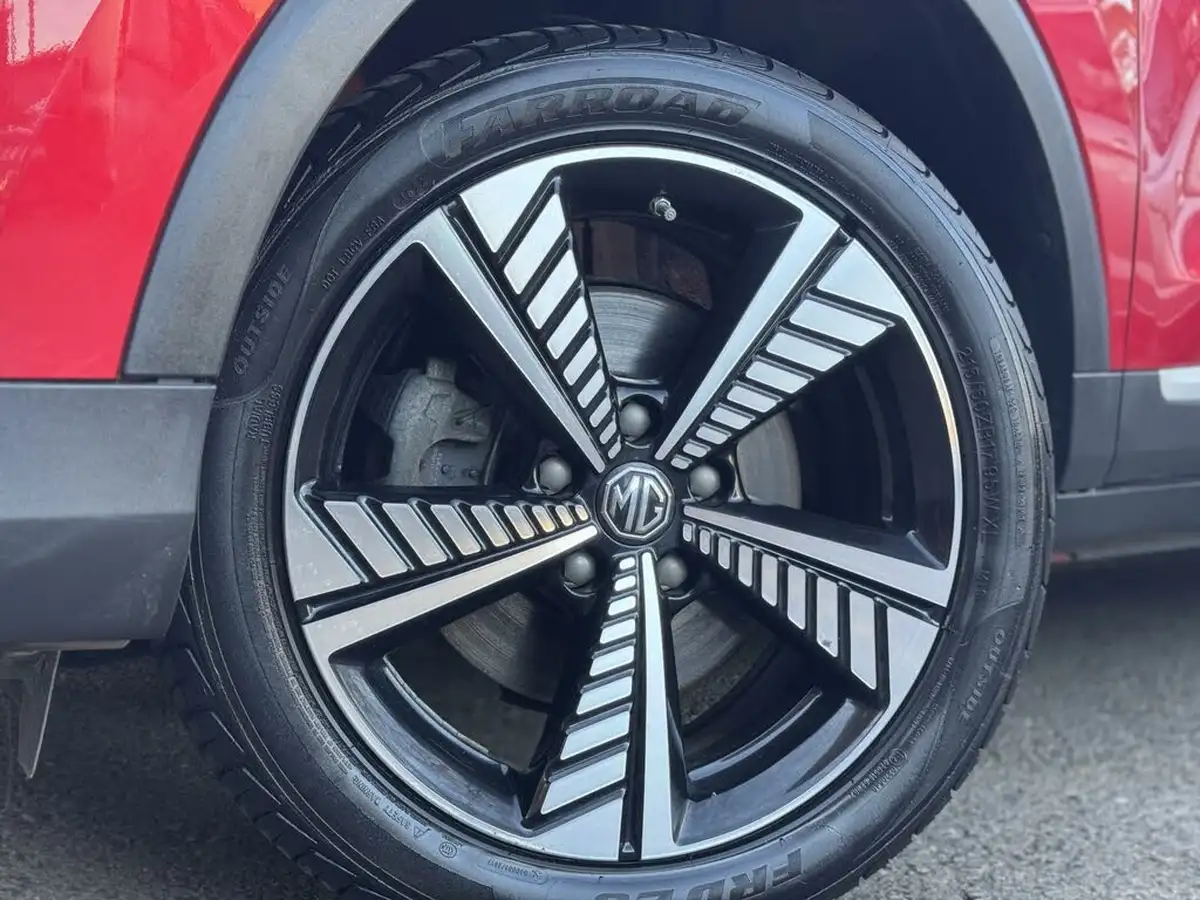 2020-mg-zs-suv-e-exclusive-ev-big-7