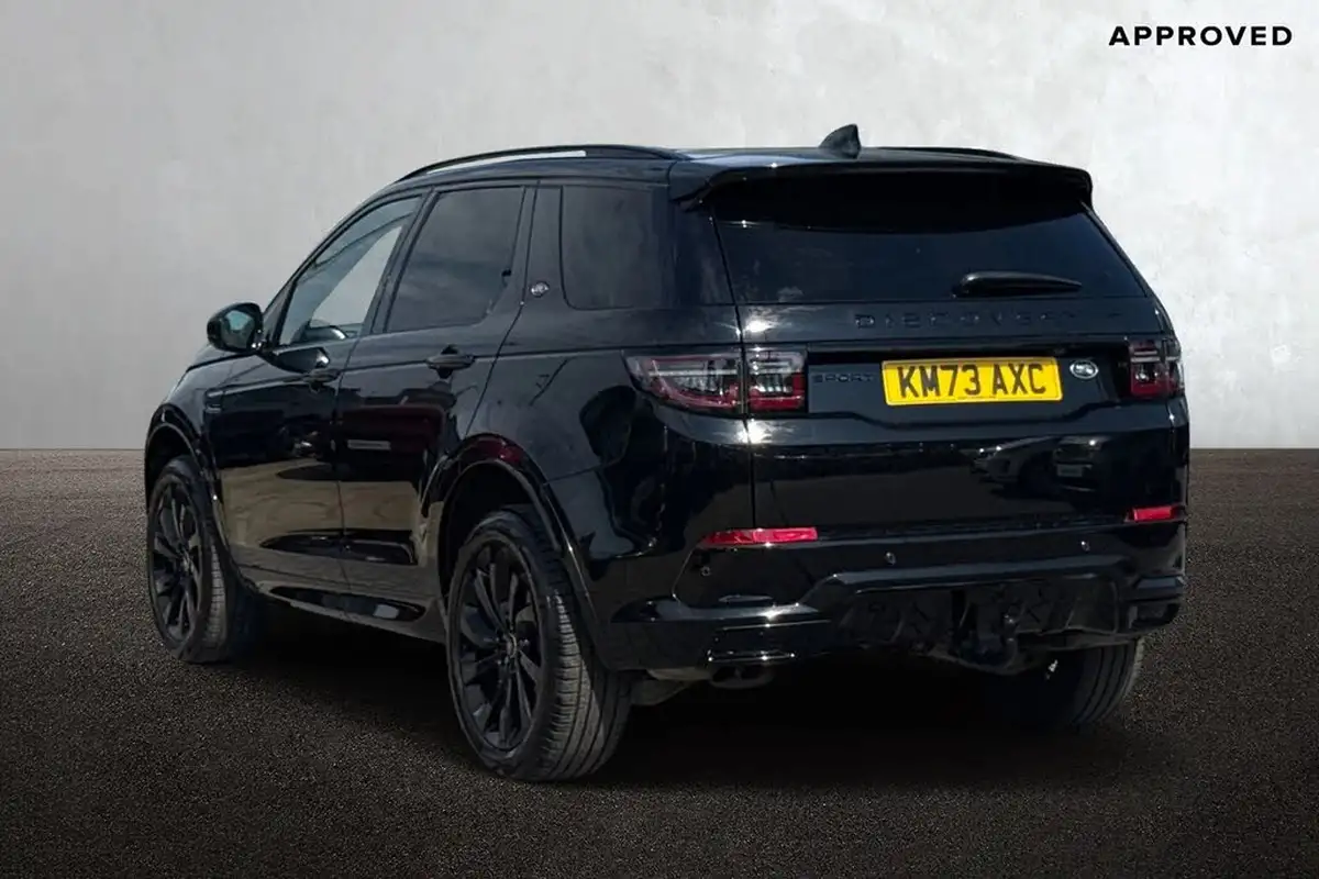 2023-land-rover-discovery-sport-20-d200-dynamic-hse-big-1