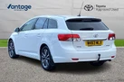2013-toyota-avensis-20td-icon-estate-5d-small-4