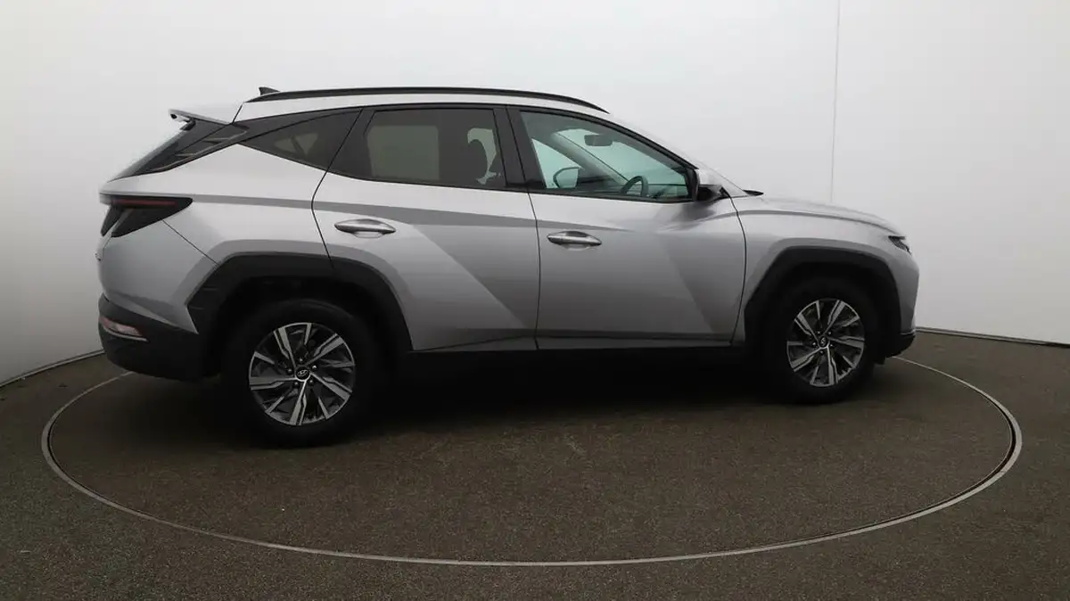 2022-hyundai-tucson-16-t-gdi-se-connect-150ps-big-50