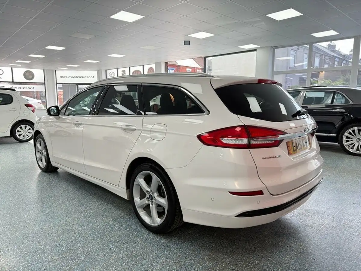 2019-ford-mondeo-15t-titanium-edition-estate-big-14