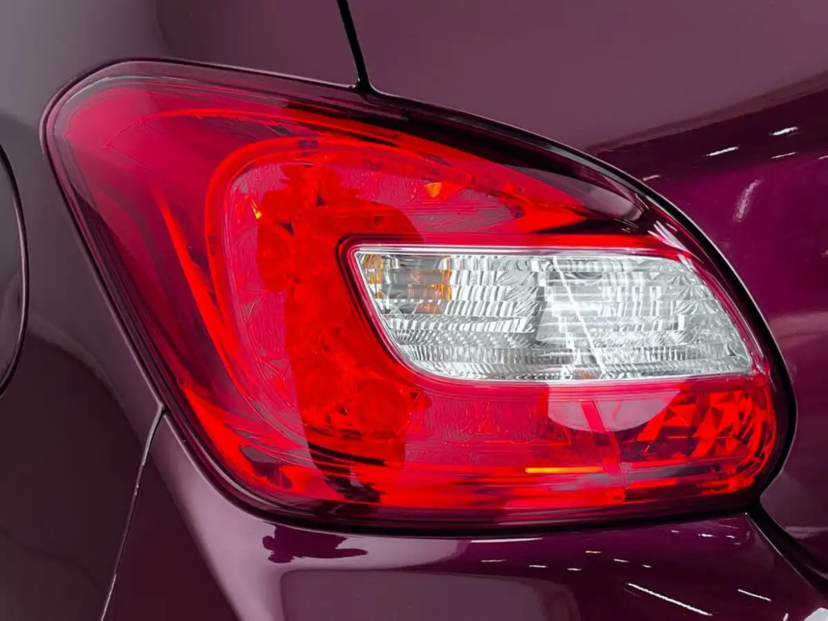 2018-mitsubishi-mirage-12-juro-leather-cvt-big-9