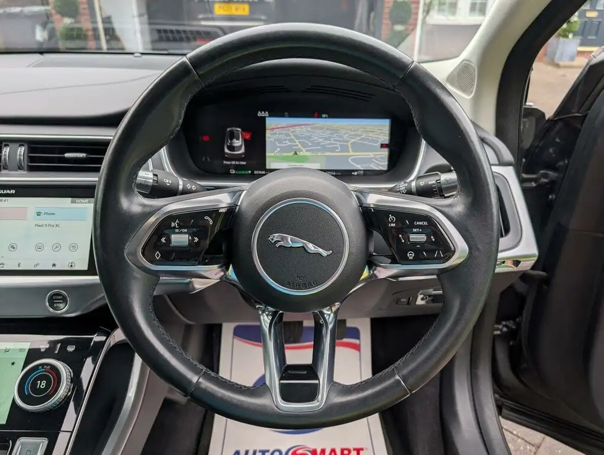 2019-jaguar-i-pace-ev400-se-big-33